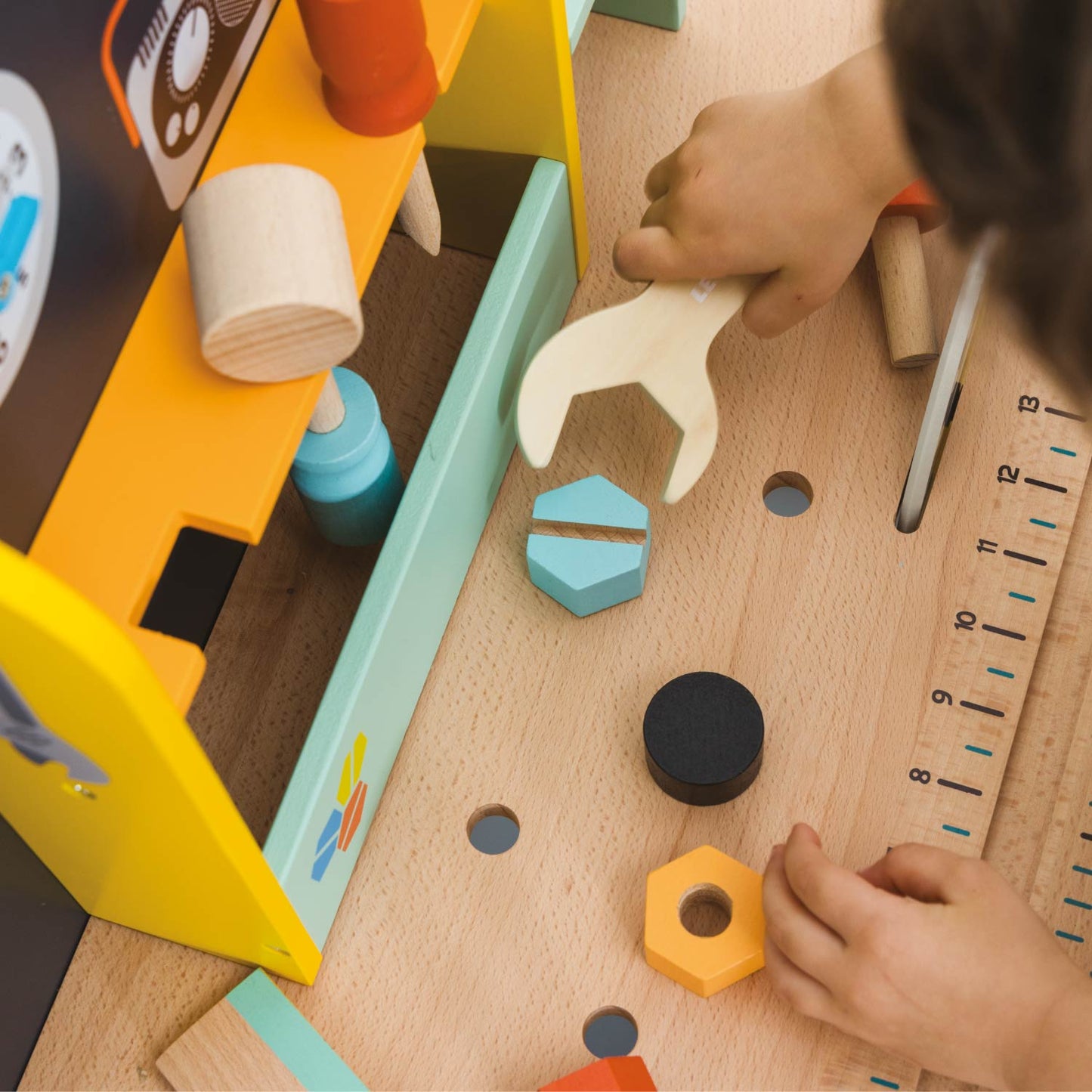Kids Wooden Tool Workbench – Montessori Educational DIY Play Tool Set